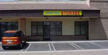 Little Mo Storage