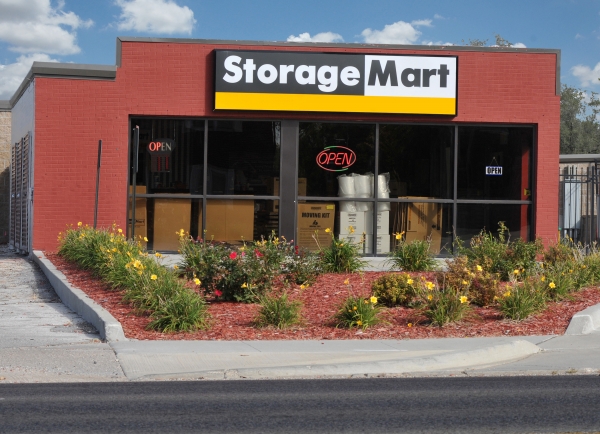 StorageMart - Hickman Rd & 68th St