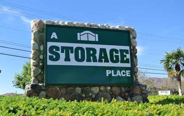 A Storage Place - La Sierra