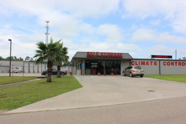 Parkway Storage - Conroe - 693 Blake Road