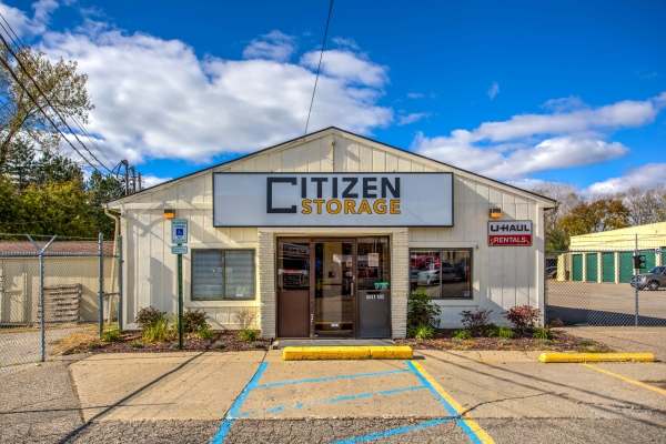 Citizen Storage Fenton North