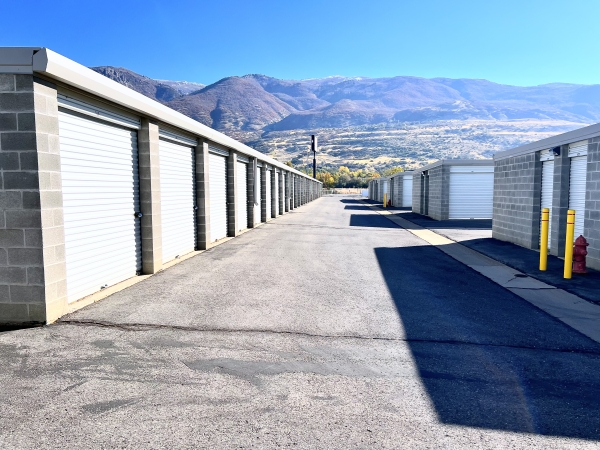 STOCK-N-LOCK SELF STORAGE - Farmington