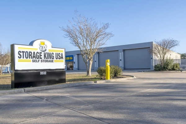 Storage King USA - 031 - Ocean Springs, MS - Bienville Blvd