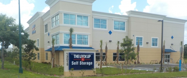 The Lock Up Self Storage - Naples Livingston Road