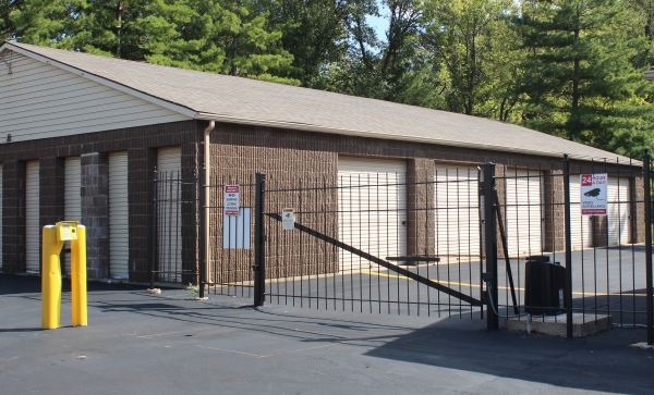 A Shur-Lock Self Storage - Lake St. Louis