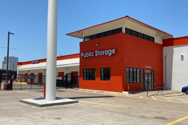 Public Storage - Dallas - 2439 Swiss Ave