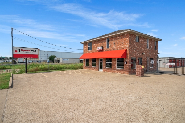 SpareBox Storage - Waco - Texas Central Pkwy