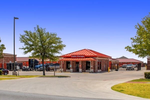 Public Storage - Fort Worth - 6355 WJ Boaz Rd