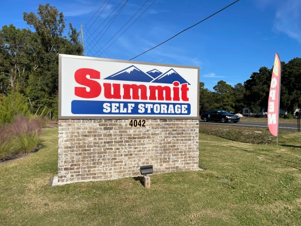 Summit Self Storage - Mills River