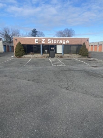 E-Z Storage Inc.