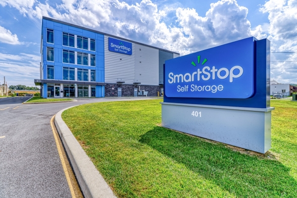 SmartStop Self Storage - Newark - 401 Bellevue Rd