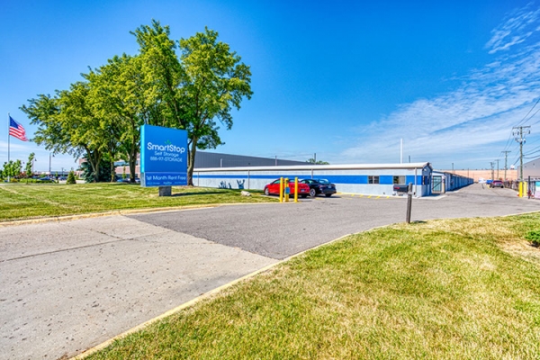 SmartStop Self Storage - Sterling Heights - 42557 Van Dyke Ave