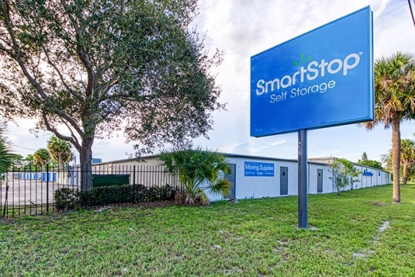 SmartStop Self Storage - Jensen Beach - 1105 NE Industrial Blvd