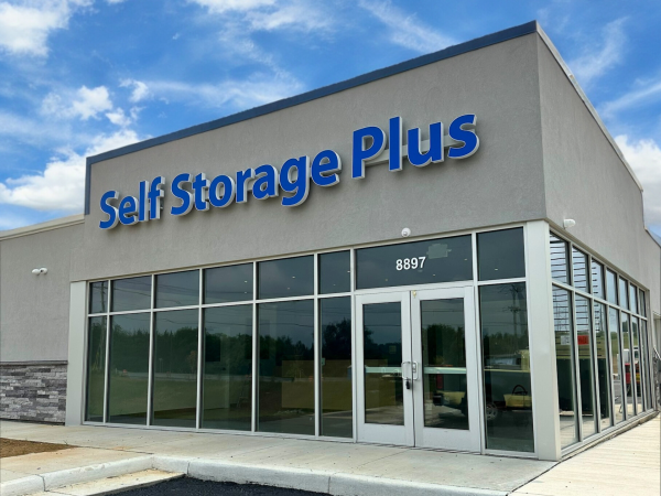 Self Storage Plus - Front Royal - 8897 Winchester Road