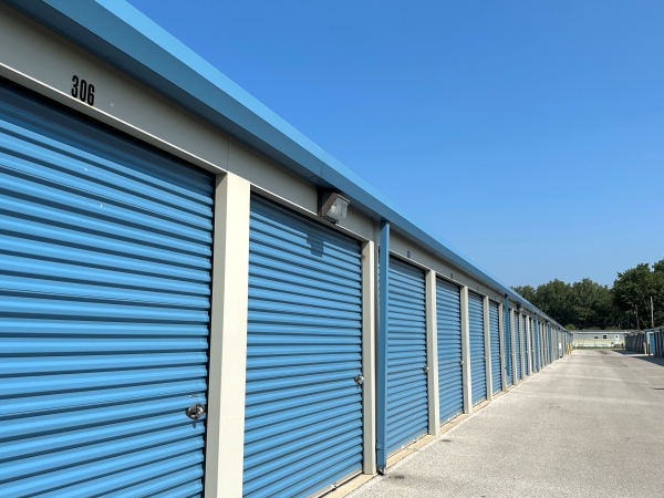 Advantage Self Storage - Miamisburg