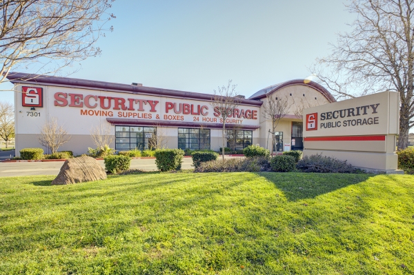 Security Public Storage - Sacramento 4 Franklin