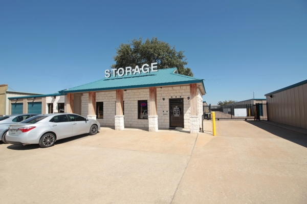 RightSpace Storage - Spicewood