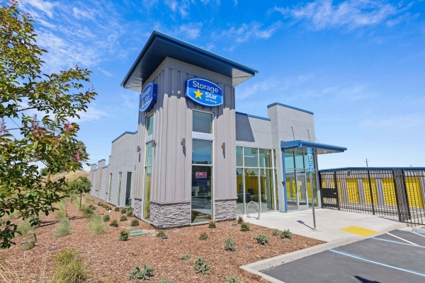 Storage Star Rio Vista - Saint Francis