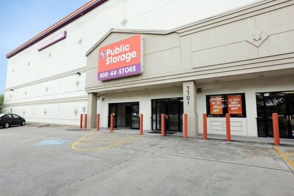 Public Storage - Houston - 7701 Main Street