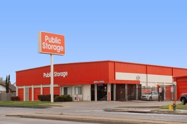 Public Storage - Garland - 406 S Plano Road