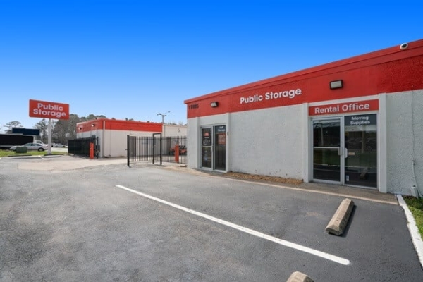 Public Storage - Newport News - 11885 Jefferson Ave