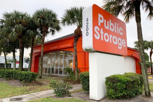 Public Storage - West Palm Beach - 4200 Okeechobee Blvd