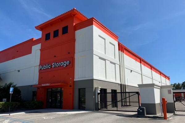 Public Storage - Port Saint Lucie - 530 NW University Blvd