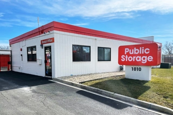 Public Storage - Naperville - 1010 E Ogden Ave
