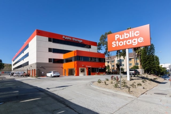 Public Storage - Los Angeles - 6701 S Sepulveda Blvd