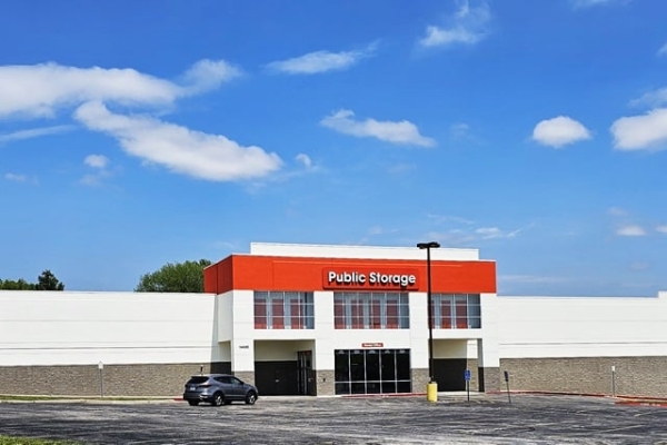 Public Storage - Kansas City - 14400 E US Highway 40