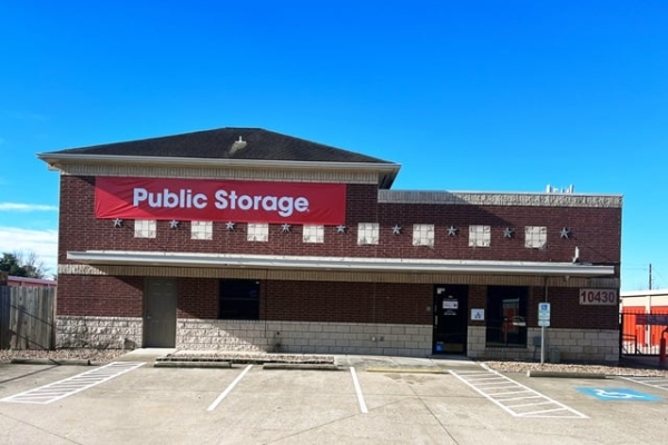 Public Storage - Houston - 10430 S Kirkwood Rd