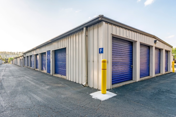 Devon Self Storage - 41002 - MARIETTA