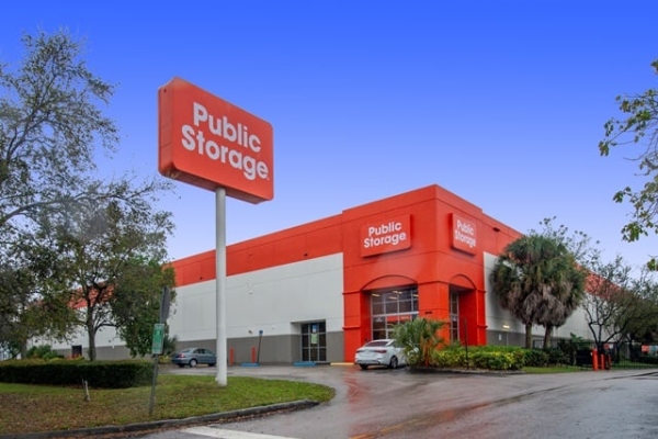 Public Storage - Miami - 3900 NW 115th Ave