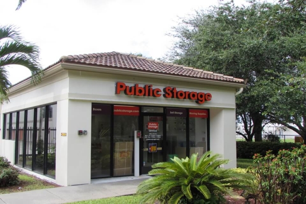 Public Storage - Lake Worth - 6664 Hypoluxo Rd