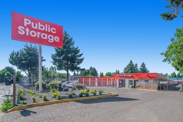 Public Storage - Portland - 13515 NE Prescott Court