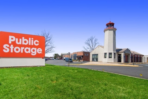 Public Storage - Fairfax - 2818 Merrilee Drive
