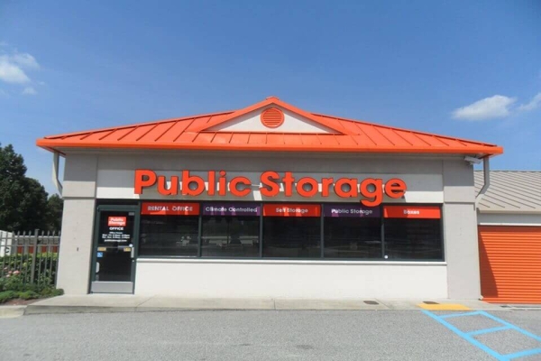 Public Storage - Florence - 2201 2nd Loop Rd