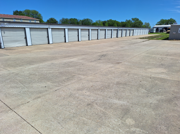 Topeka Self Storage - Tyler