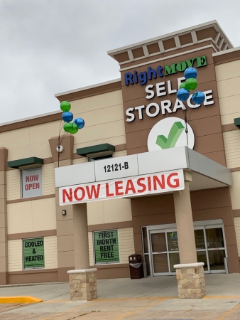Right Move Storage - Royal Oaks