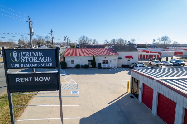 Prime Storage - Burlington Maple Ave