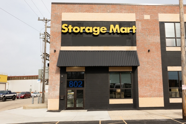 StorageMart - E Bay St
