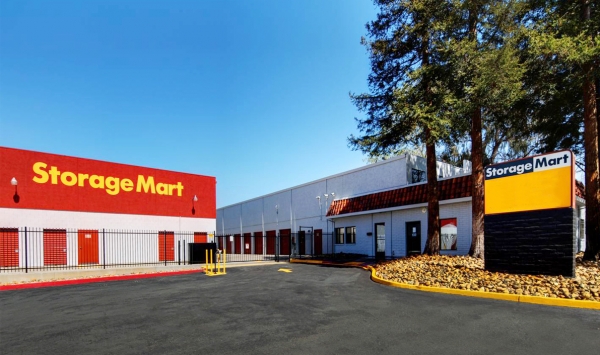 StorageMart - Clayton Rd