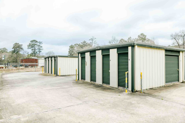 Mini Mall Storage - Conroe - Woodland Forest