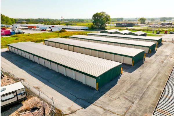 Owl Storage - Kansas City - E 210