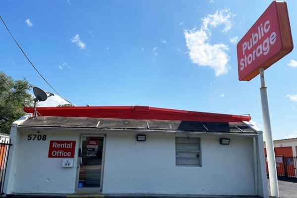 Public Storage - Jacksonville - 5708 Fort Caroline Road