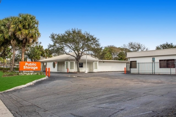 Public Storage - Jupiter - 975 Military Trail