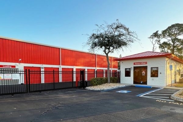 Public Storage - Port Richey - 6647 Embassy Blvd