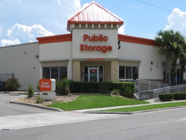 Public Storage - Tampa - 8354 W Hillsborough Ave