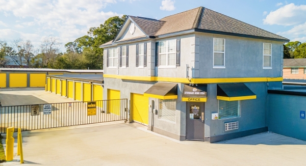 Storage King USA - 040 - Savannah, GA - Bull St