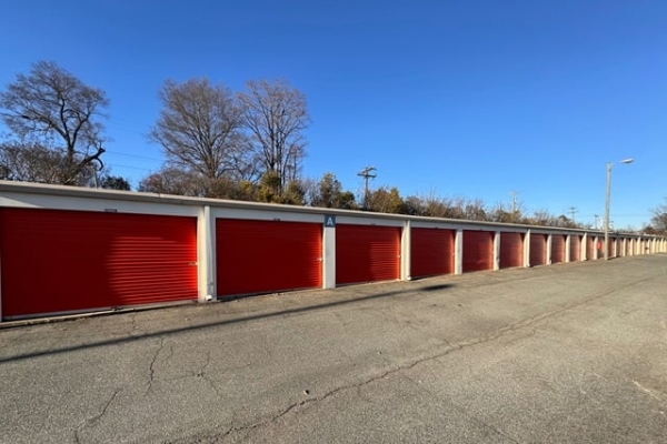 Public Storage - Charlotte - 1001 N Tryon St